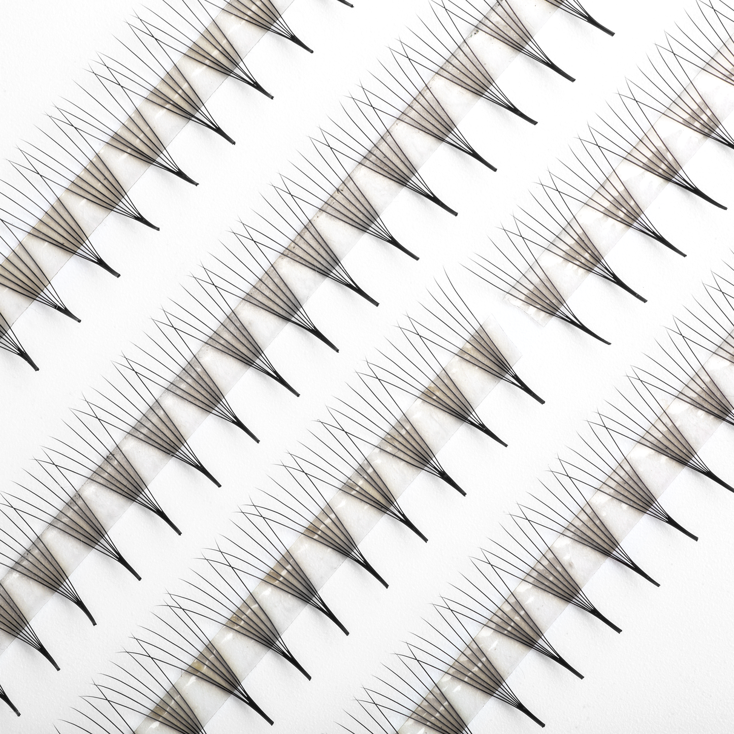 6D 0.07, 7D 0.05, 8D 0.05 Ultra-speed Promade fans GLAMOREYELASH 500 FANS Promade Natural Fans Eyelashes Extensions | Handmade Individual Lashes of Mink Lashes - GlamorEyelash