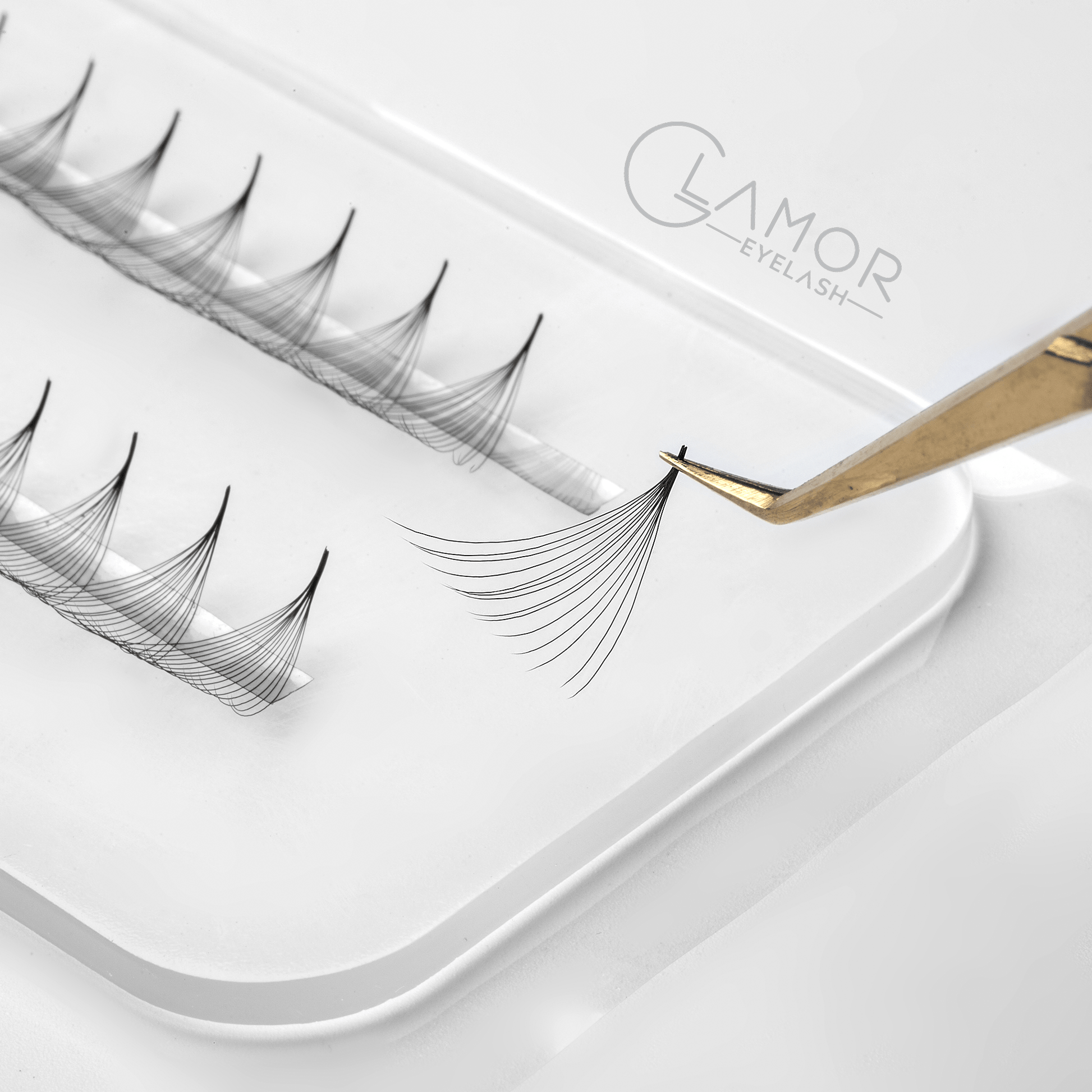 16D Ultra-speed Promade 1000 fans Paper box GLAMOREYELASH Promade Natural Fans Eyelashes Extensions | Handmade Individual Lashes 0.03mm of Mink Lashes - GlamorEyelash