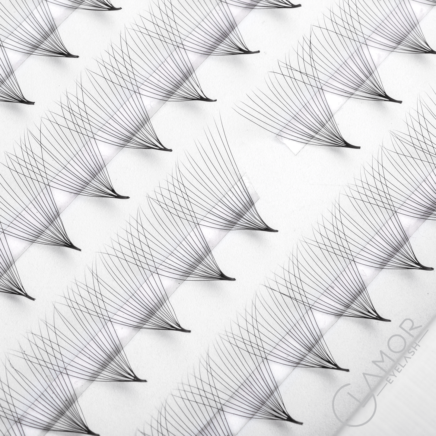 16D Ultra-speed Promade 1000 fans Paper box GLAMOREYELASH Promade Natural Fans Eyelashes Extensions | Handmade Individual Lashes 0.03mm of Mink Lashes - GlamorEyelash