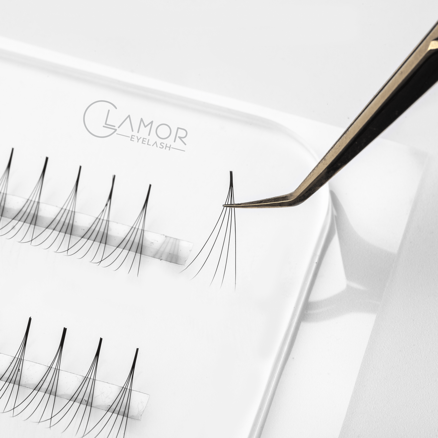 5D Ultra-Speed Promade 1000 Fans Paper Box GLAMOREYELASH Promade Natural Fans Eyelashes Extensions | Handmade Individual Lashes 0.07mm of Mink Lashes - GlamorEyelash