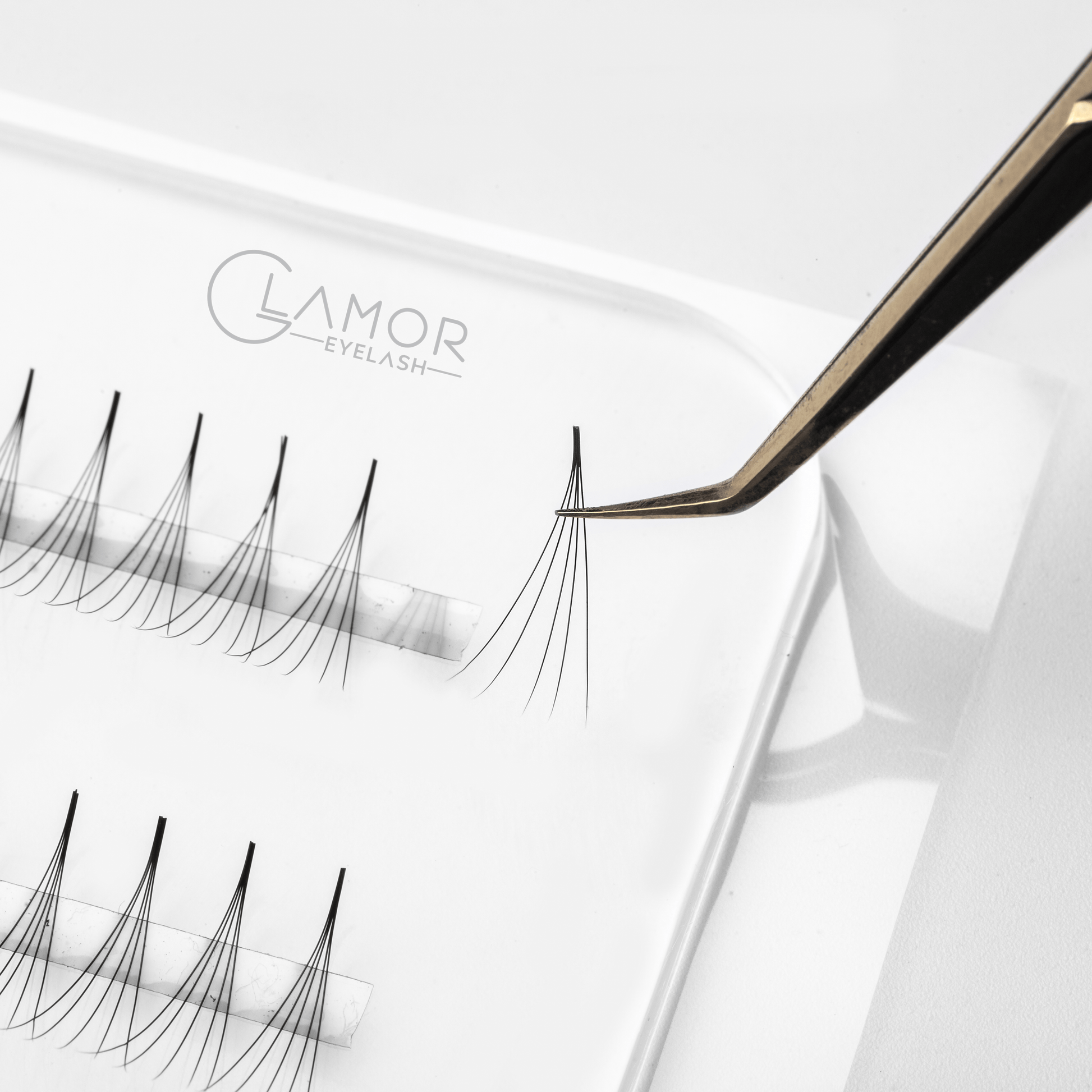 5D Ultra-Speed Promade 1000 Fans Paper Box GLAMOREYELASH Promade Natural Fans Eyelashes Extensions | Handmade Individual Lashes 0.07mm of Mink Lashes - GlamorEyelash