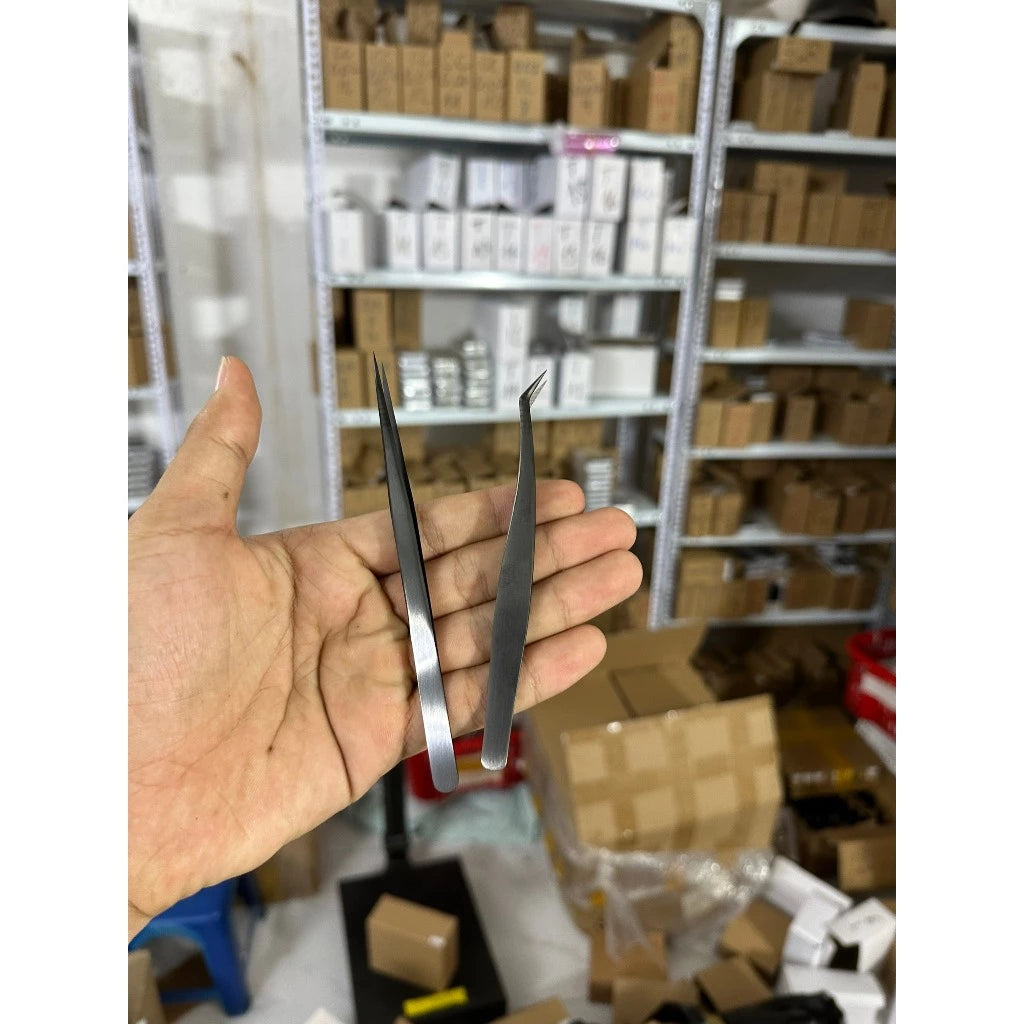 Glamor Black Rose Tweezers