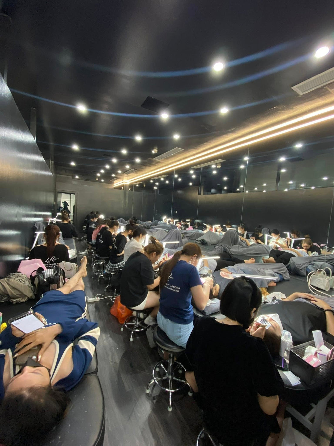 What Causes Eyelash Extensions to Fall Out Quickly? Common Mistake #7!