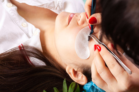 Lash Care with LavisLash During the Year-End Holiday Season