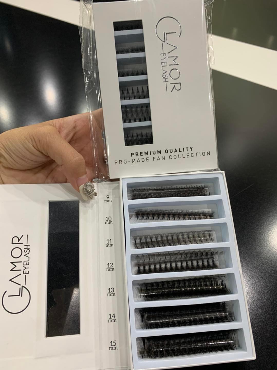 Glamor Pro-Made Fans - 3D to 16D -  C, CC, D, LD, M | 9-15mm & 8-14mm | 1000 Fans