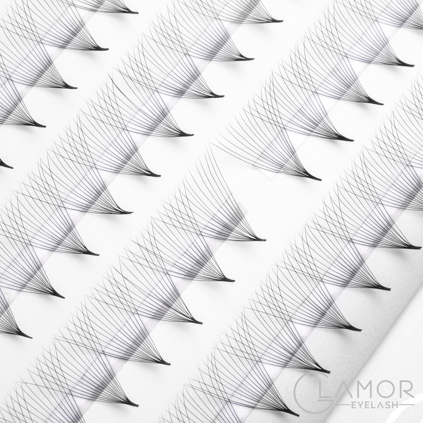 14D Ultra-speed Promade fans GLAMOREYELASH 500 FANS Promade Natural Fans Eyelashes Extensions | Handmade Individual Lashes 0.03mm of Mink Lashes - GlamorEyelash 