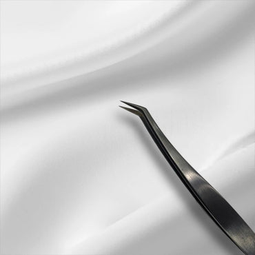 Glamor Black Rose Tweezers