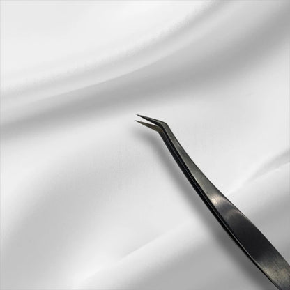 Glamor Black Rose Tweezers