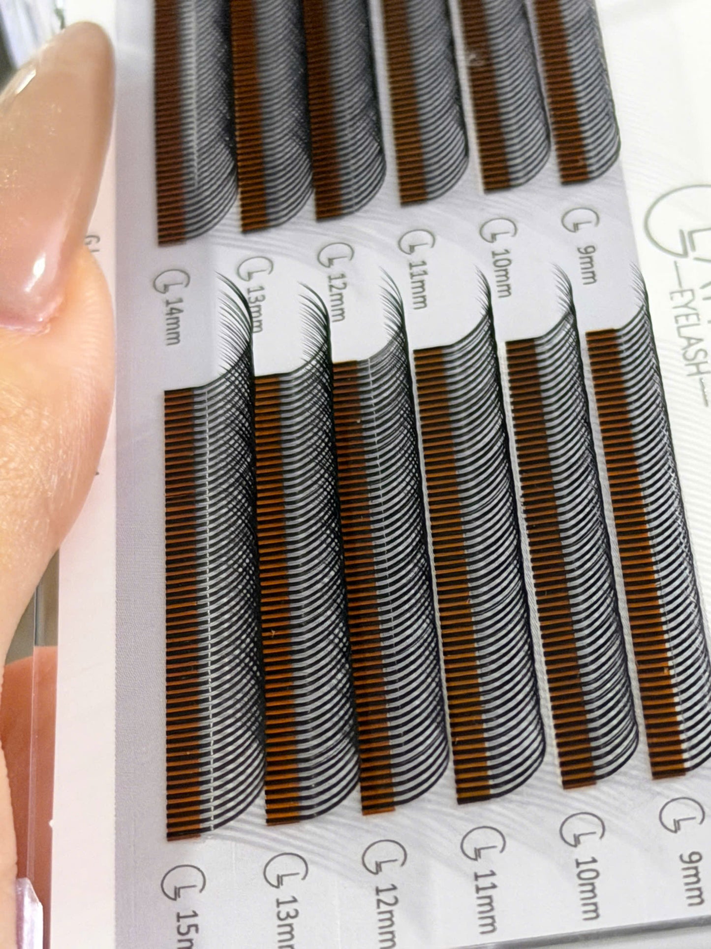 GLAMOR Ready-made cylindrical false eyelashes  Camellia false eyelashes - Douyin cylindrical eyelashes